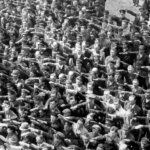 alemães fazem reverência ao nazismo dentro dos sistemas totalitários